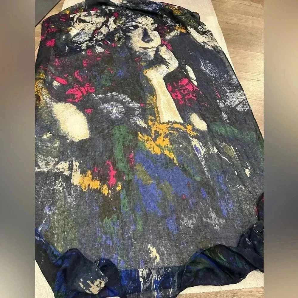 [33*75”]Soft  Wool/Silk Blend Girl Portrait Scarf